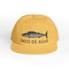 Yellow cap with a black fish illustration and 'PATO DE AGUA' text.