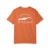 Orange T-shirt with a white fish graphic and 'Pato de Agua' text.