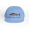 Light blue cap with a fish design and text 'PATO DE AGUA'.
