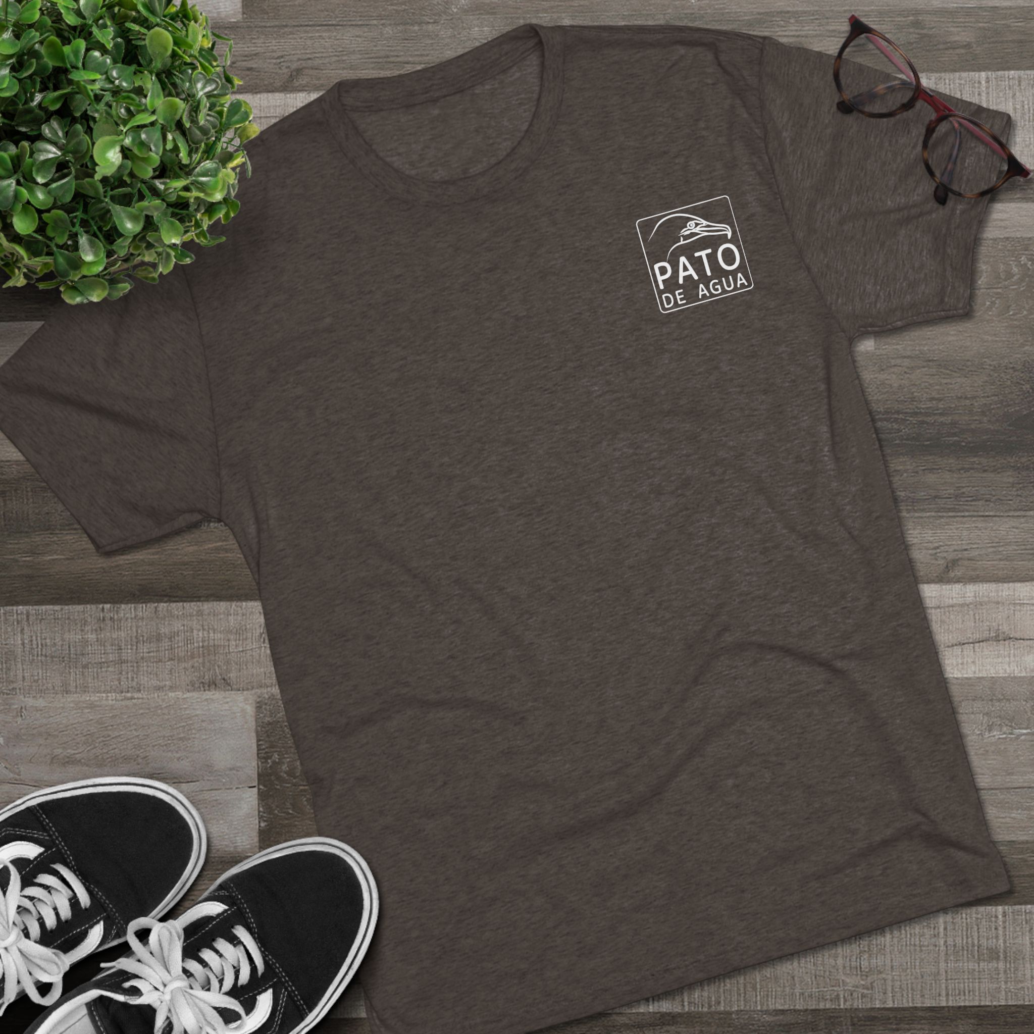 Verdillo Graphic Crew Tee - Image 11